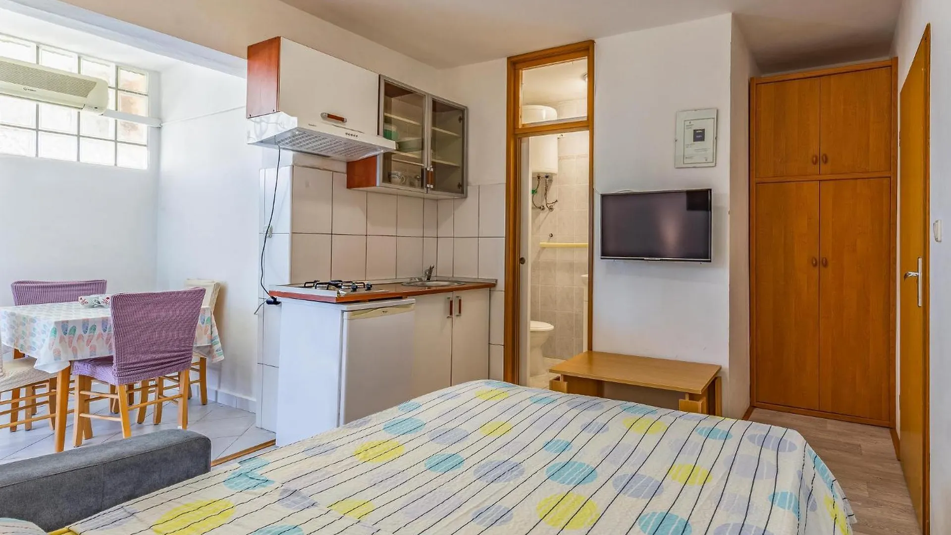 Pet Friendly Apartment In Medulin With Kitchen 0*,  Kroatië